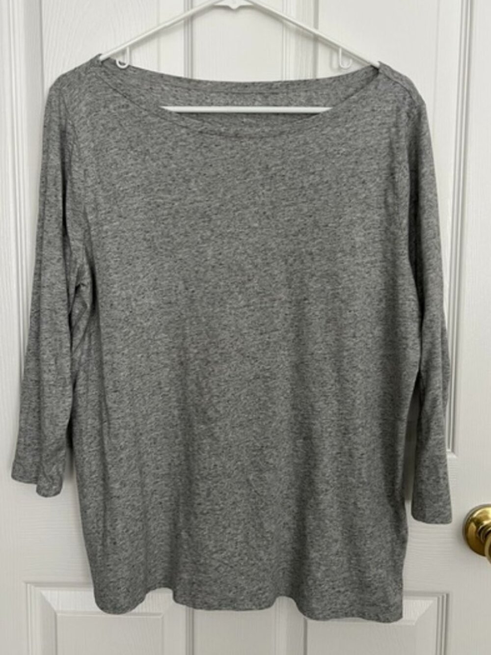 Ann Taylor lightweight tee